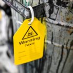Warning Corrosive Tags (packs of 100)